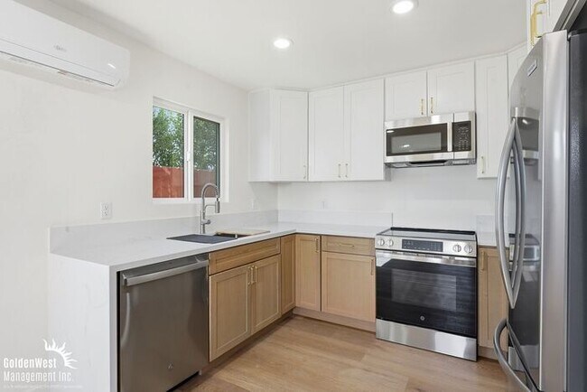 Foto del edificio - Beautiful New Build 2Bdm 1 Ba Downstairs Apartment in Clairemont Mesa!