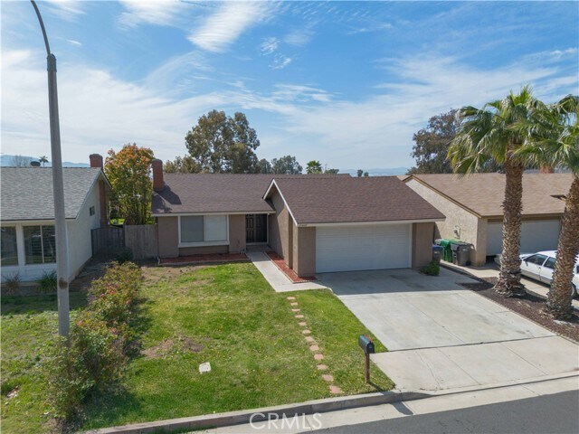 Foto del edificio - 25429 Hemlock Ave