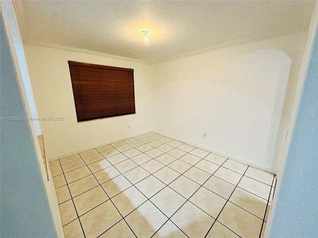 Foto del edificio - 3434 SW 171st Terrace