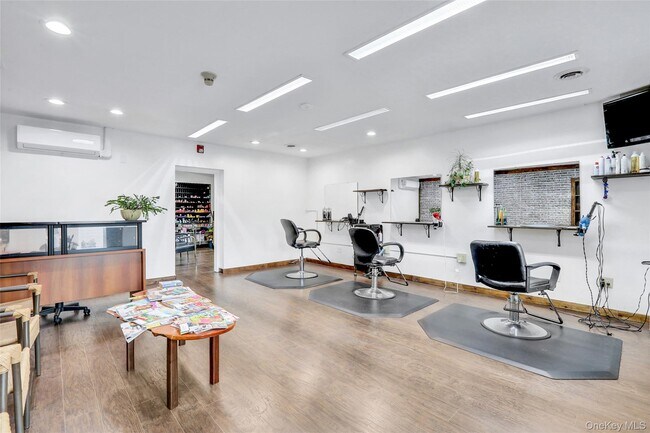 Foto del edificio - 199 NY-299