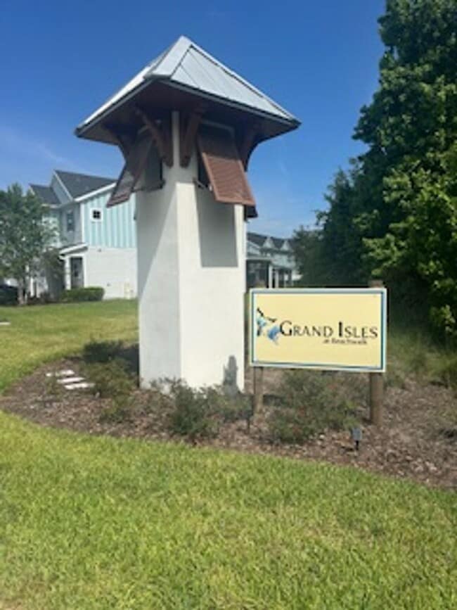 Building Photo - St. Johns, Beach Walk Community, Townhouse
