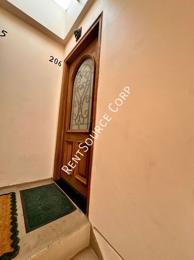 Foto del edificio - 4220 Fair Ave