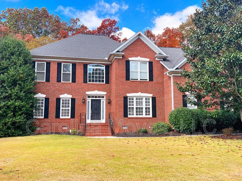 Primary Photo - 702 Carriage Hill Rd