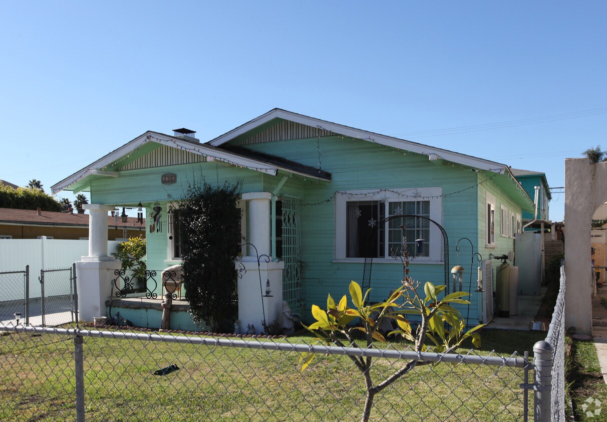 Foto del edificio - 4574-4580 Oregon St