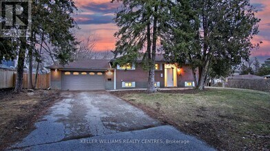 Building Photo - 14 Algonquin Crescent