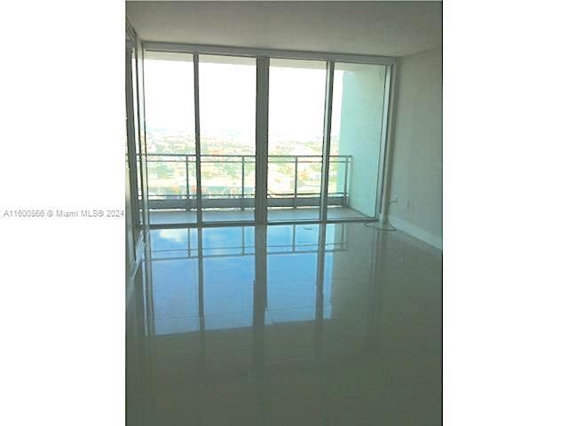 Foto del edificio - 92 SW 3rd St