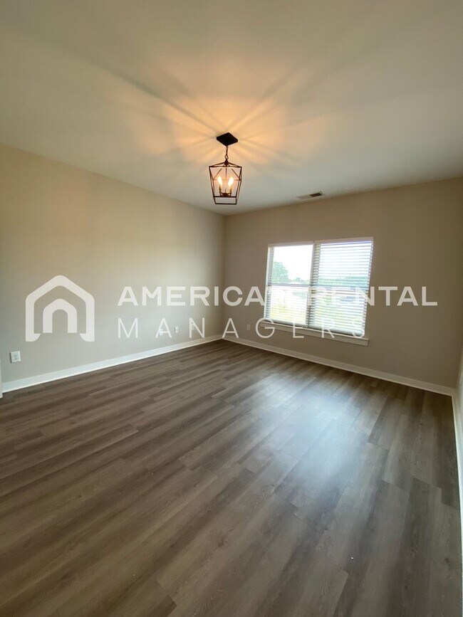 Building Photo - Home for Rent in Tuscaloosa, AL!!! DEPOSIT...