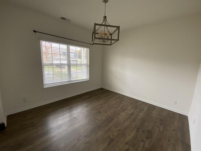 Building Photo - 4420 Blackberry Trellis Ln