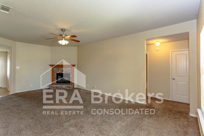 Building Photo - 3509 Lorena Dr