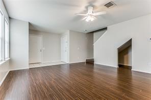 Building Photo - 611 W Walton Way