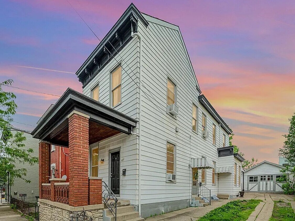 Photo - 907 Columbia Street