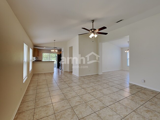 Building Photo - 10126 41st Ct E