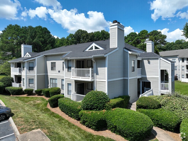 Building Photo - Bridges at Mallard Creek Apartment Homes