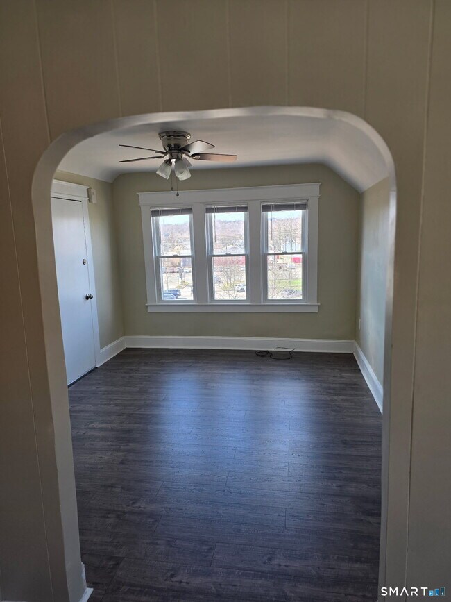 Foto del edificio - 22 Calvin Ave