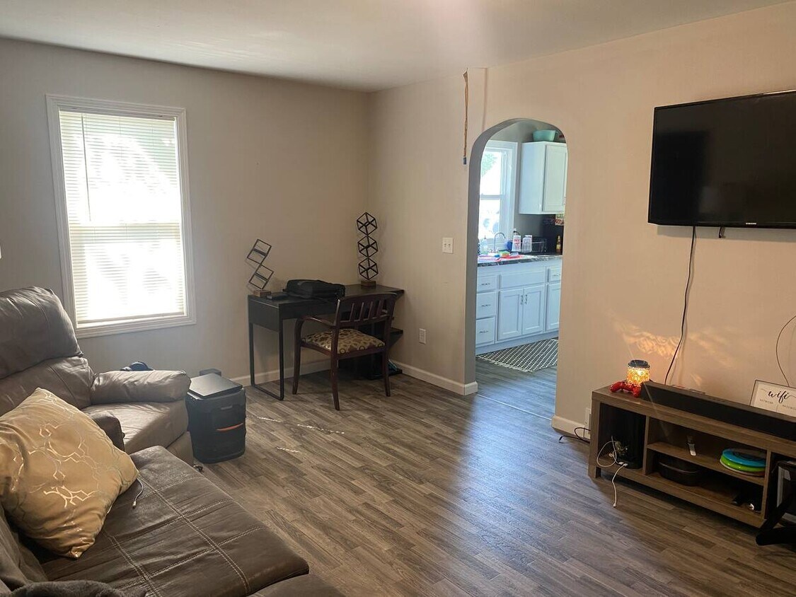Foto principal - 624 Columbus Ave