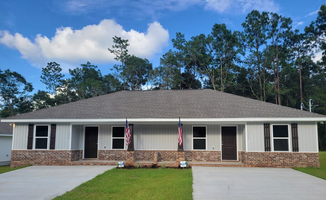 Foto principal - 7248 Pro Ln