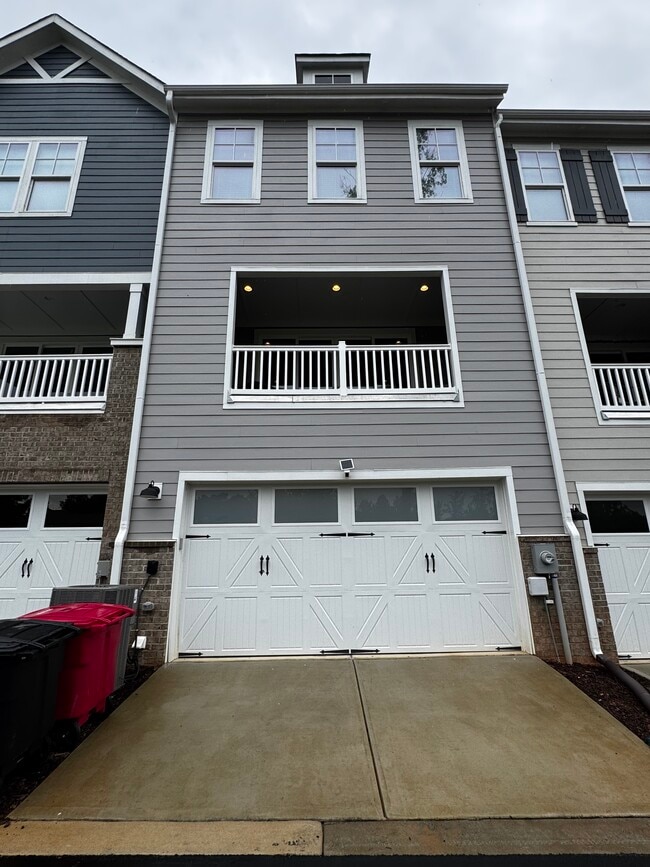 Building Photo - 110 Wesser St