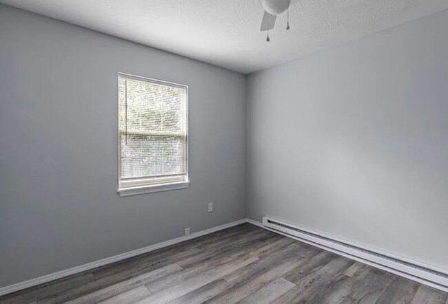 Building Photo - Beautiful 3 bedroom 1.5 bath home!