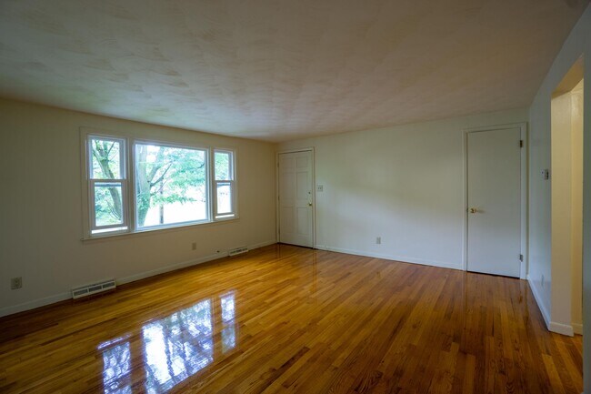 Foto del edificio - 131 Houston Ave