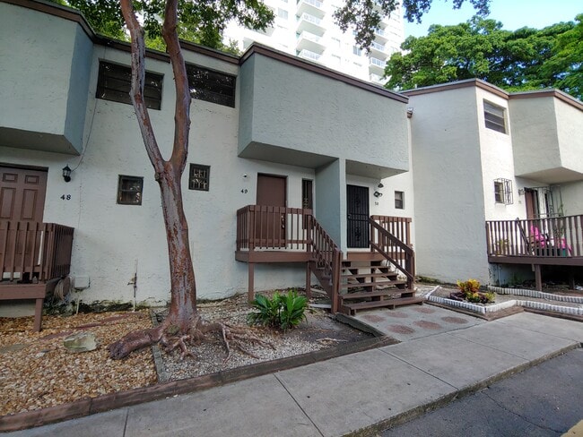 Foto del edificio - 1901 NW S River Dr