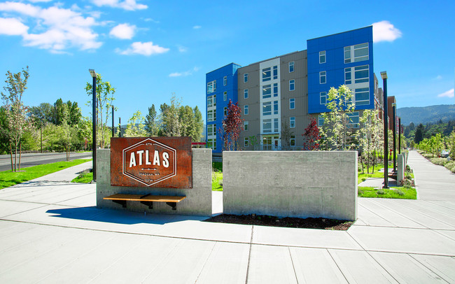 Building Photo - Atlas