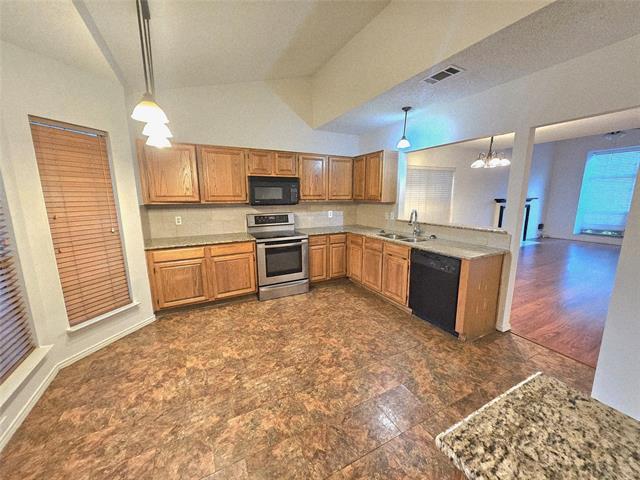 Building Photo - 2409 Bellbrook Ln