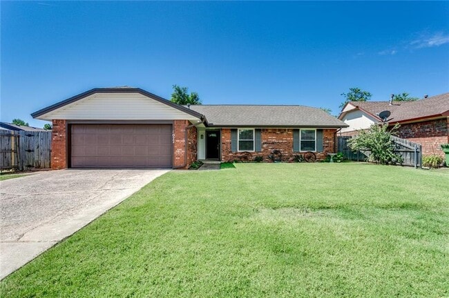 Photo - 1022 Garden Grove House