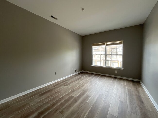 Building Photo - 2 bedroom condo at Country Classics at Mor...