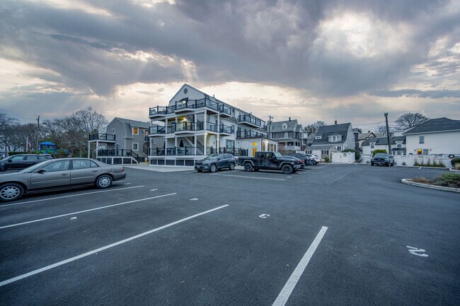 Foto del edificio - 600 Shirley St