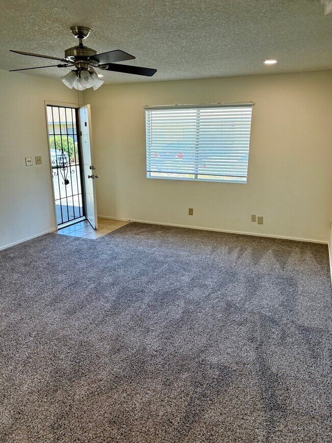 Foto del edificio - 542 N Prospect St