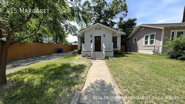 Building Photo - $500 off first months rent! Cute House by ...