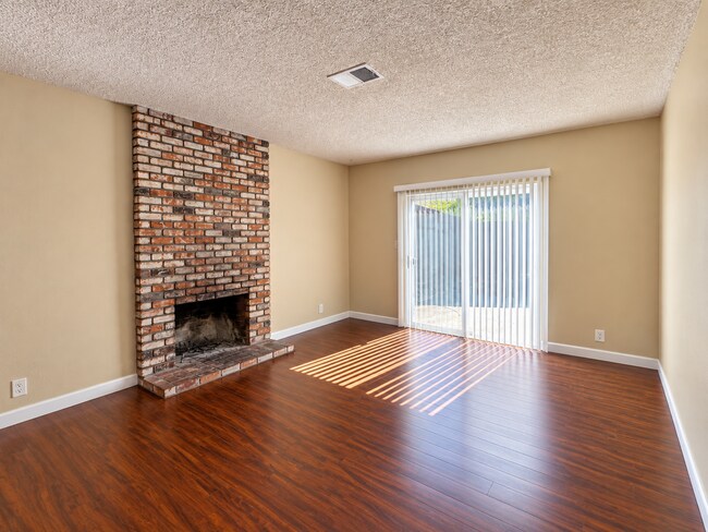 Foto del edificio - 32456 Darlene Way