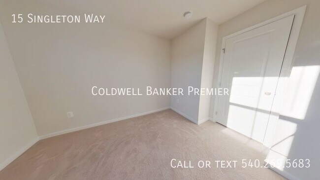 Foto del edificio - Beautiful 2 Story home in Martinsburg, WV