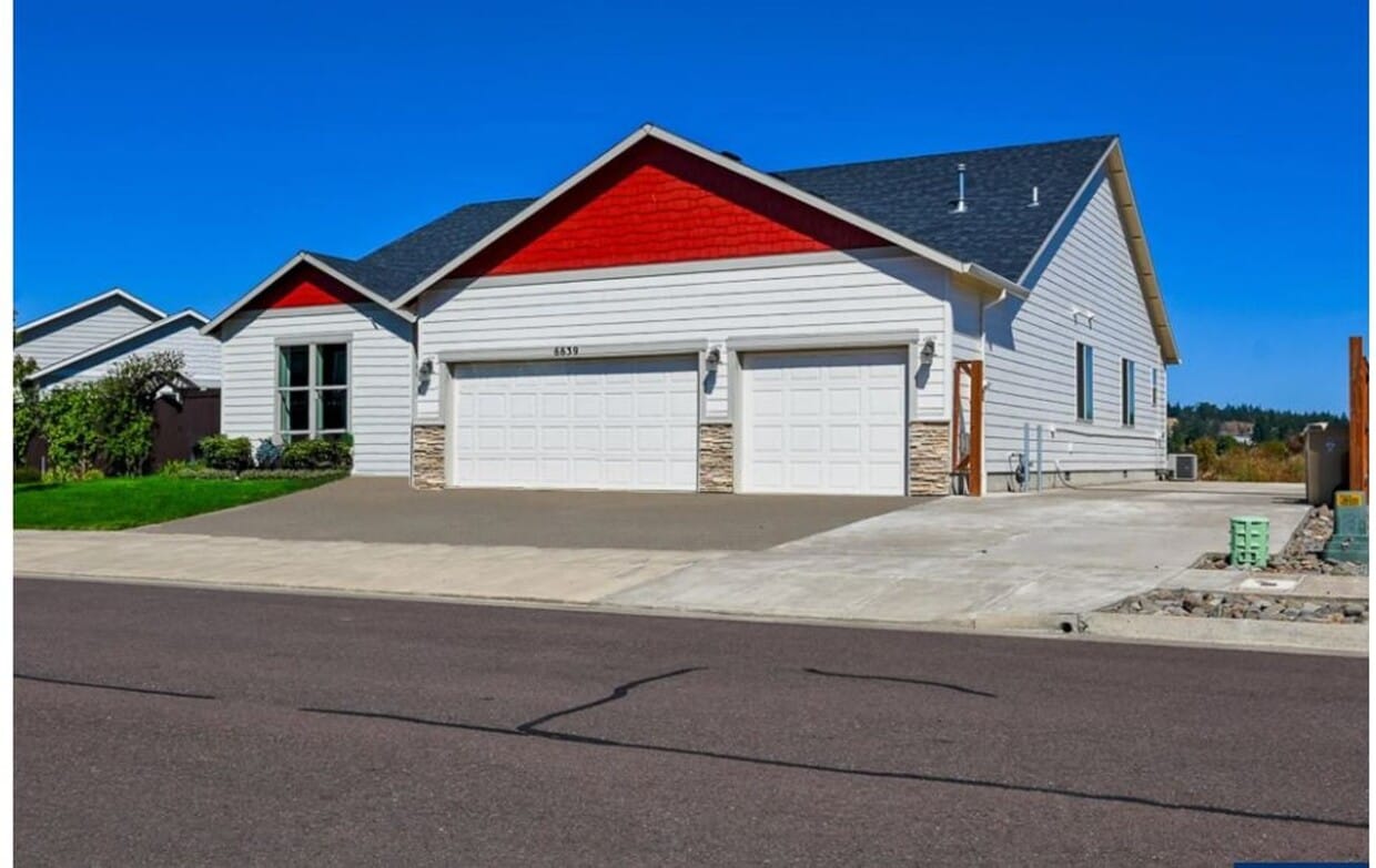 Beautiful 3 bedroom, 2 bath home in Miller... House Rental in Albany