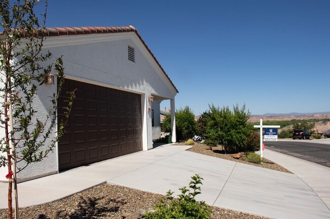 Building Photo - Unfurnished, 1-Year Long-Term Rental