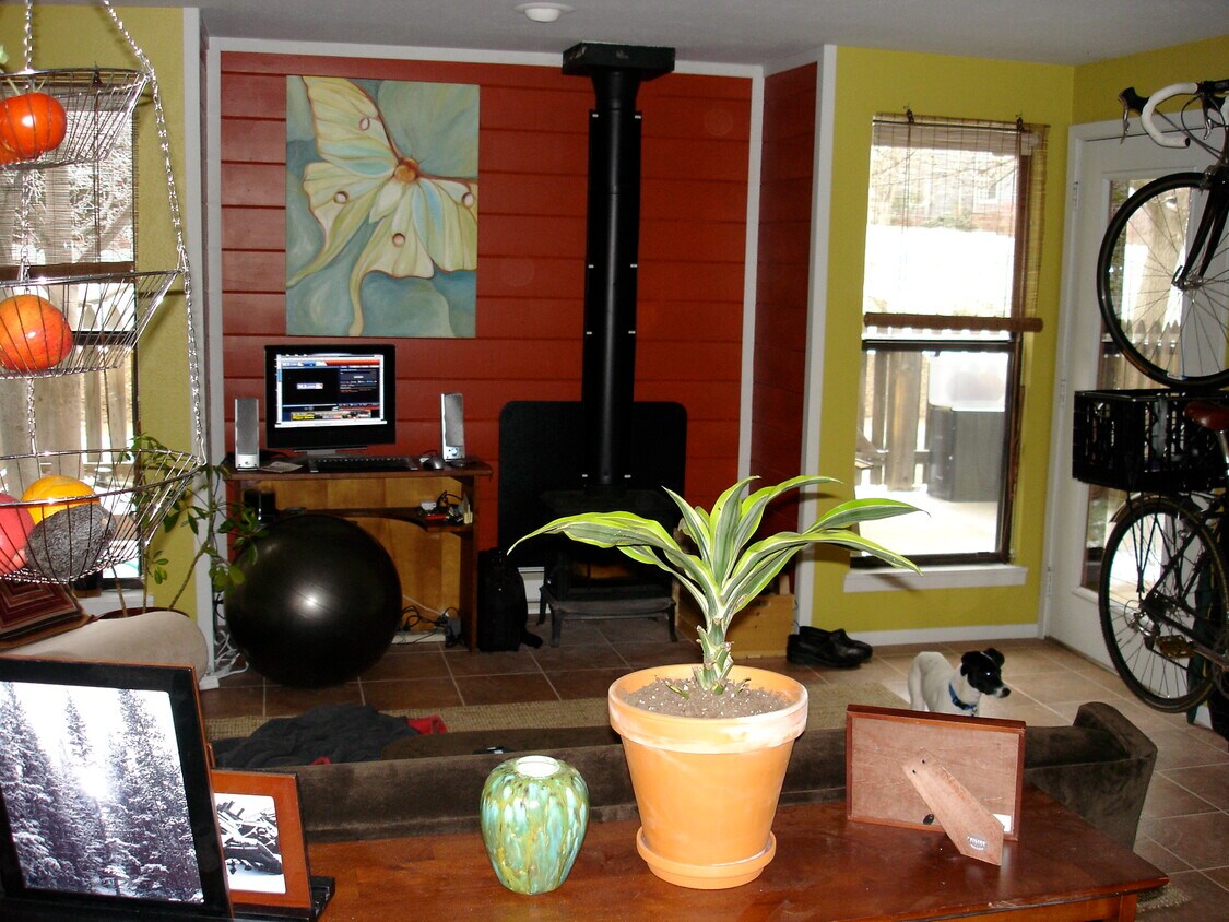 Living Room - 3211 Redstone Rd