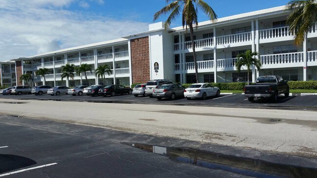 Foto del edificio - 5203 NE 24th Terrace