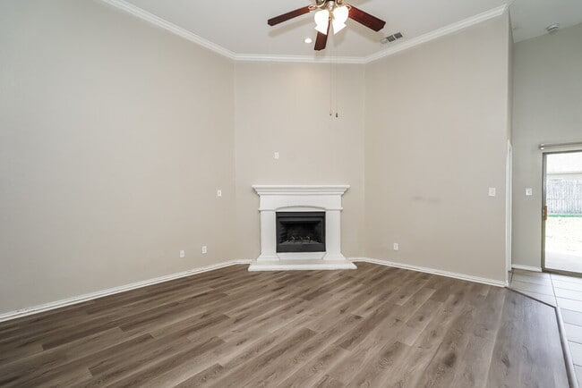 Building Photo - 3205 Stonecrop Trail