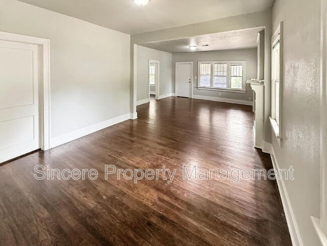 Foto del edificio - 2233 NW 22nd St
