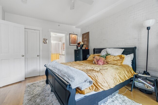 Foto del edificio - 32 Yarmouth St