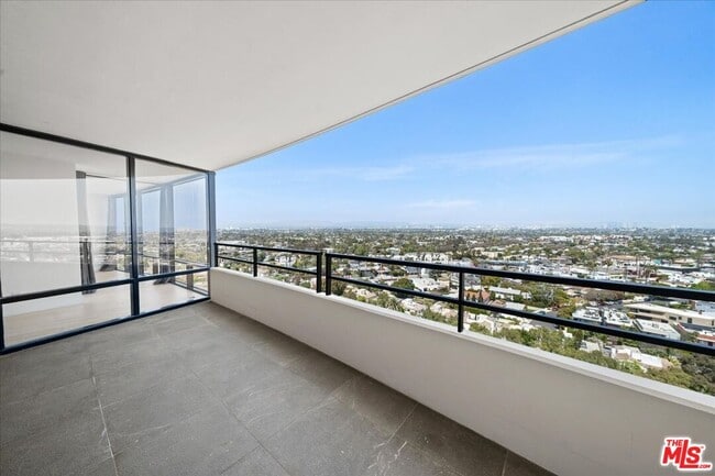 Building Photo - 4316 Marina City Dr