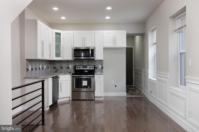 Foto del edificio - 628 N 42nd St