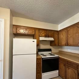 Building Photo - 505 Hackberry St