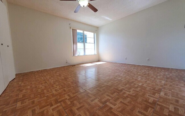 Foto del edificio - 12003 Poinciana Blvd