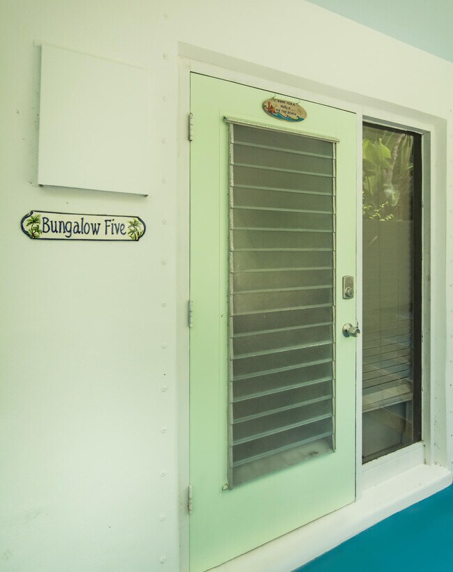 Building Photo - 751 Ocean Dr