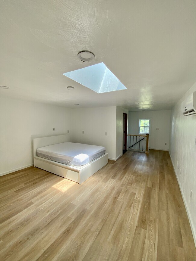 Dormitorio - 531 Burleigh Ave
