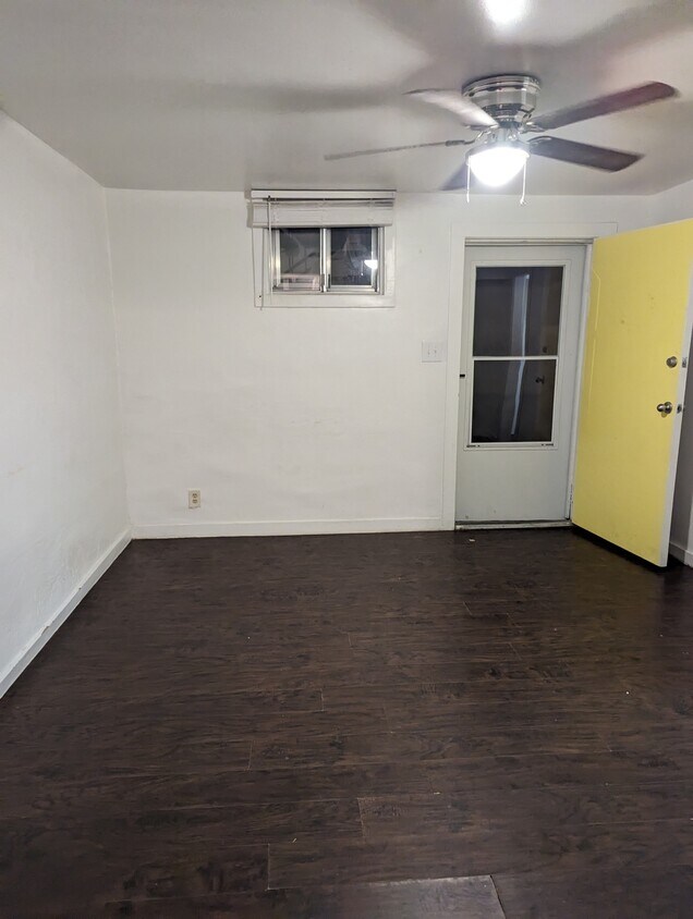 Primary Photo - 247 Idaho St E