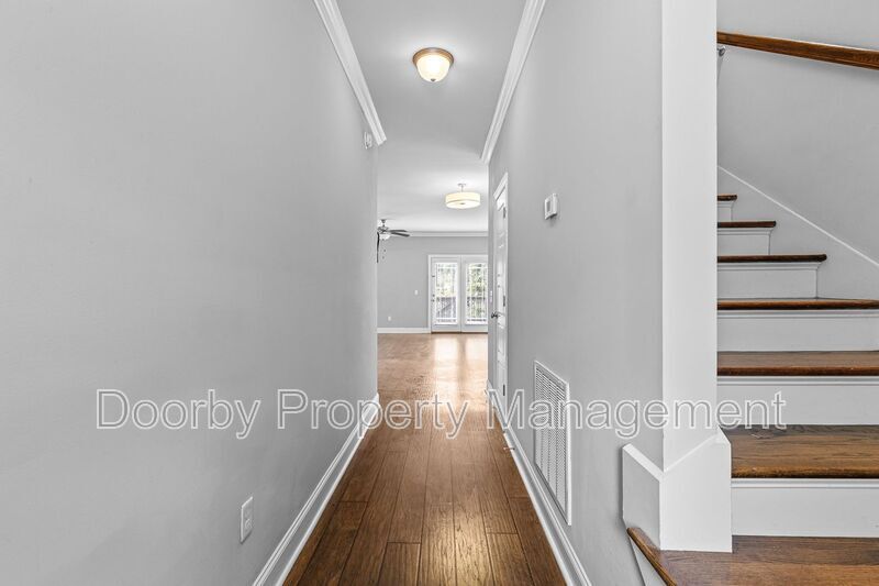 Foto principal - 721 Ladd Ave