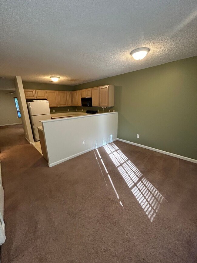 Building Photo - Durham / 2BR Townhouse of Pope Rd AVAIL