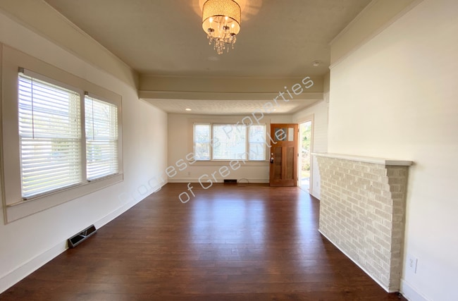 Building Photo - 329 Ligon St
